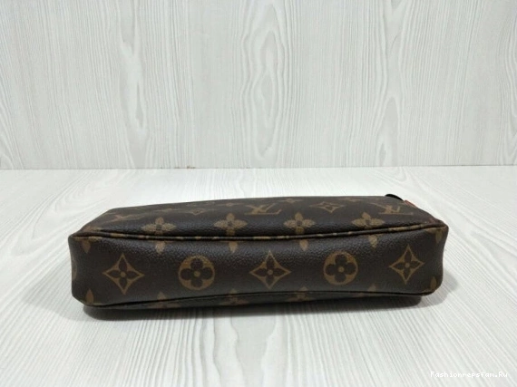 FS CHEAP Louis Vuitton ACCESSOIRES POCHETTE 0806